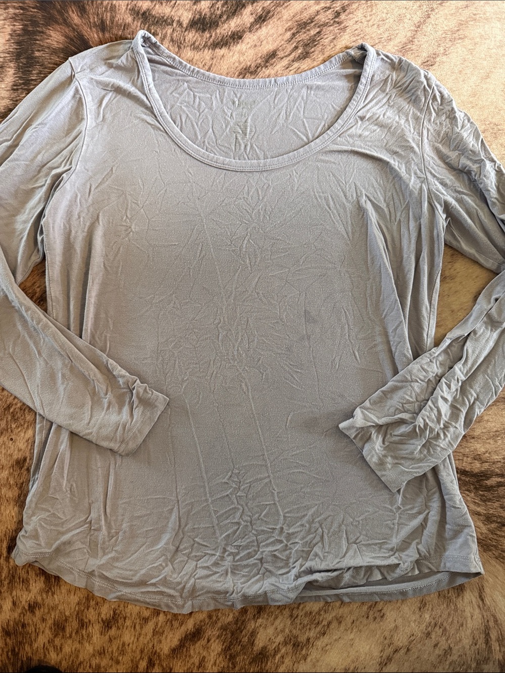 Kyte BABY Women's Scoop Neck Long Sleeve Top - Light Gray